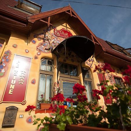 Déjà Vu Guesthouse Cluj-Napoca Extérieur photo